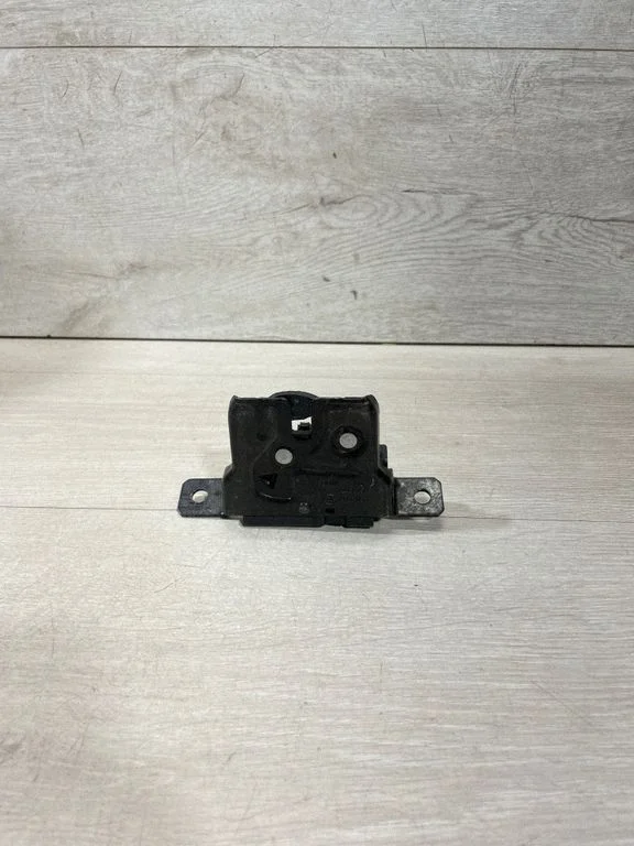Tailgate/trunk/boot lock/catch/latch – BMW 1 Series F20 F21 (2011-2019)