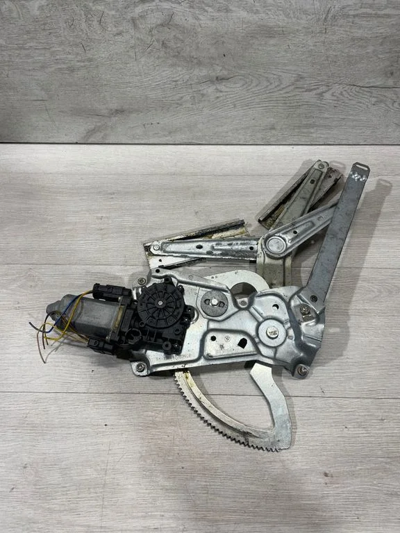 Front door window regulator with motor 1977609 – BMW Z3 E36 (1994-2002)