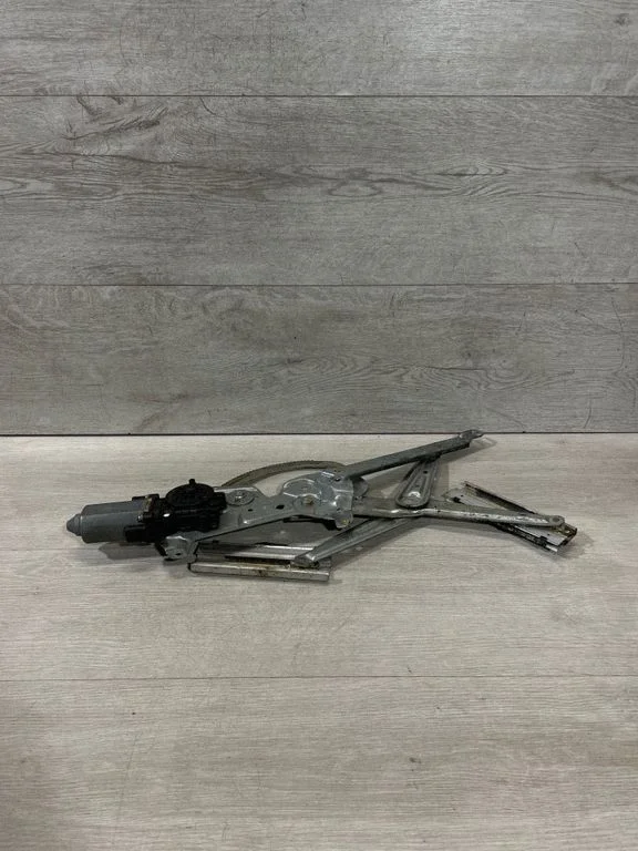 Rear door window regulator with motor 1977609 – BMW Z3 E36 (1994-2002)