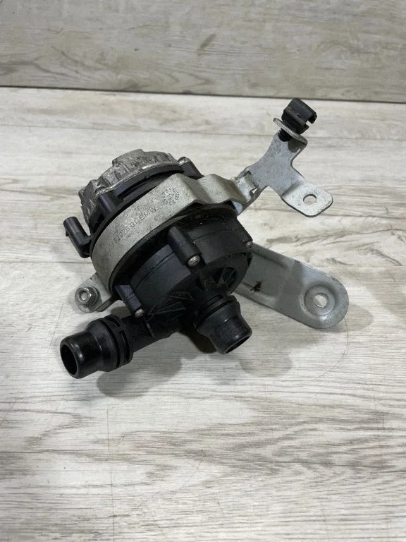 Electric auxiliary coolant/water pump – BMW 3 Series F30 F35 F31 (2012-2018)