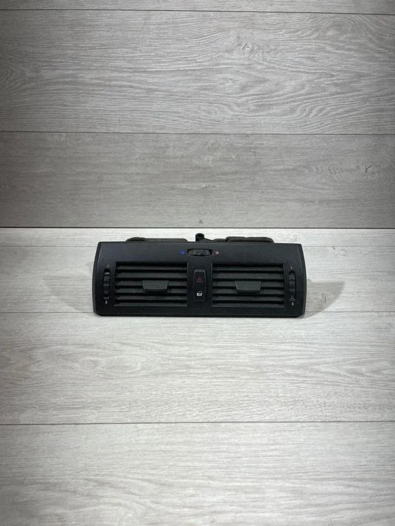 Dash center air vent grill 3400074