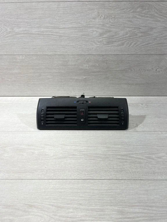 Dash center air vent grill 3400074