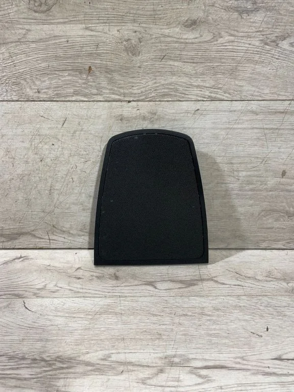 Dash center speaker trim cover – BMW 5 Series F10 F11 (2009-2016)