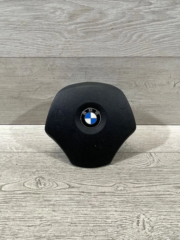 Steering wheel airbag – BMW 3 Series E90 E91 (2005-2012)