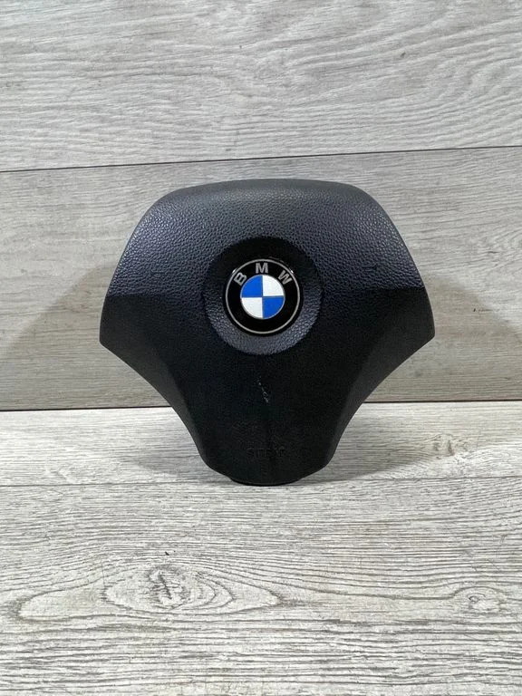 Steering wheel airbag – BMW 5 Series E60 E61 (2004-2010)