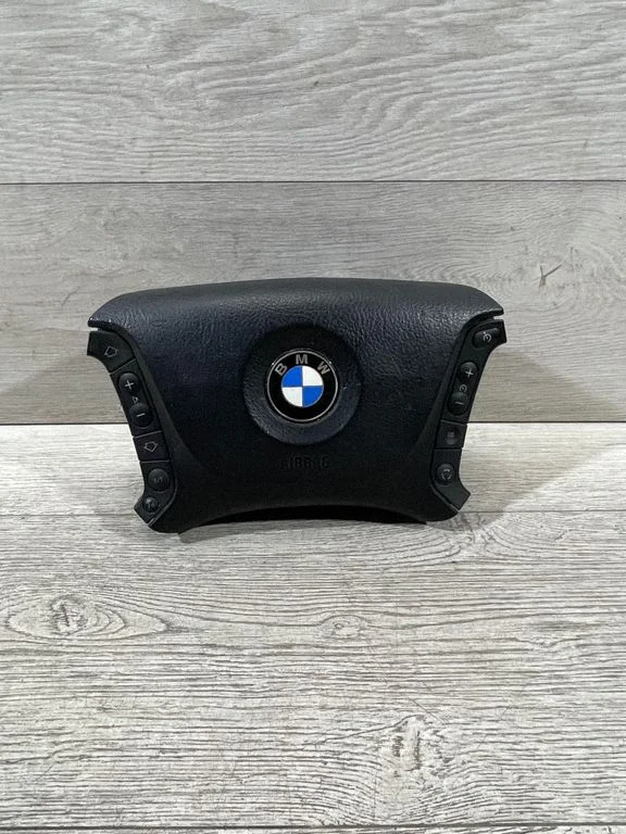 Steering wheel airbag – BMW 5 Series E39 (1996-2003)