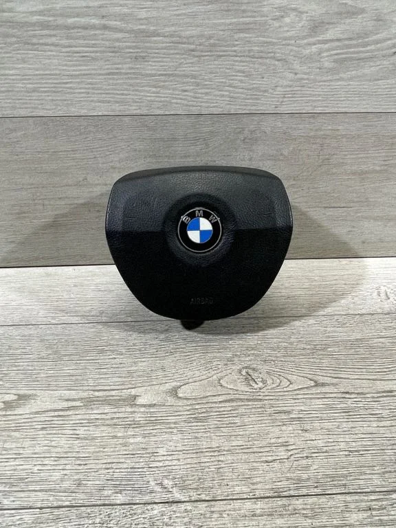 Steering wheel airbag – BMW 5 Series F10 F11 (2009-2016)