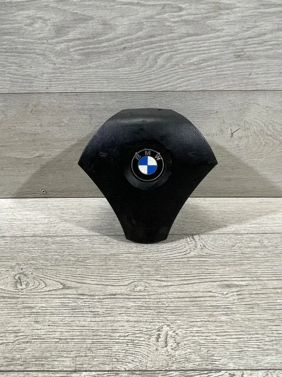 Steering wheel airbag – BMW 5 Series E60 E61 (2004-2010)