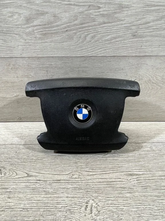 Steering wheel airbag – BMW 7 Series E65 E66 (2001-2008)