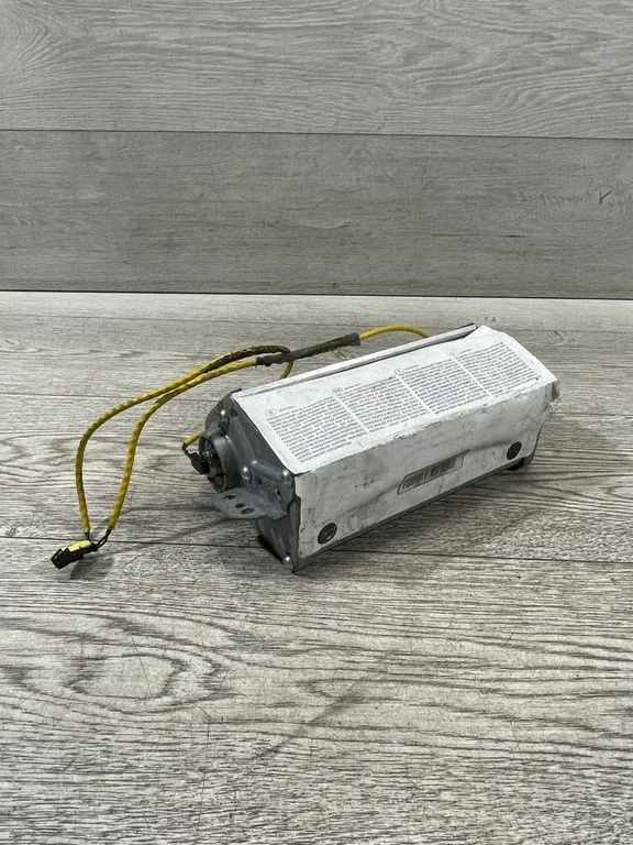 Passenger airbag 39705604107G – BMW X3 E83 (2003-2010)