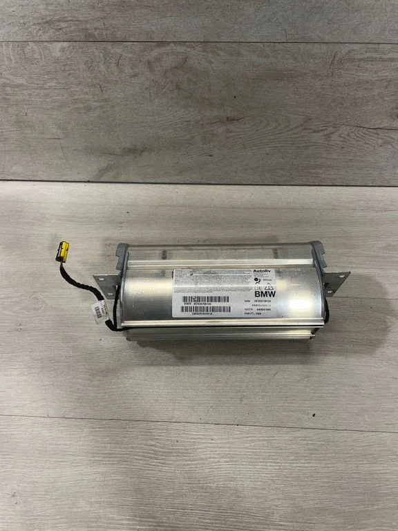 Passenger airbag – BMW 5 Series E60 E61 (2004-2010)
