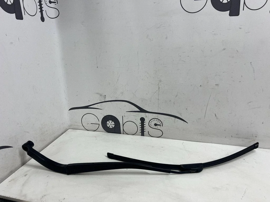 Front wiper blade arm 9200E