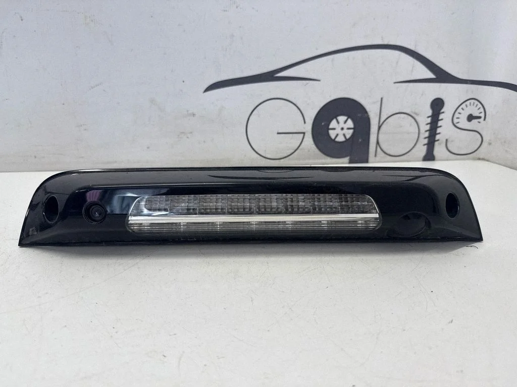 Third/center stoplight – Dodge RAM 1500 DS (2009-)