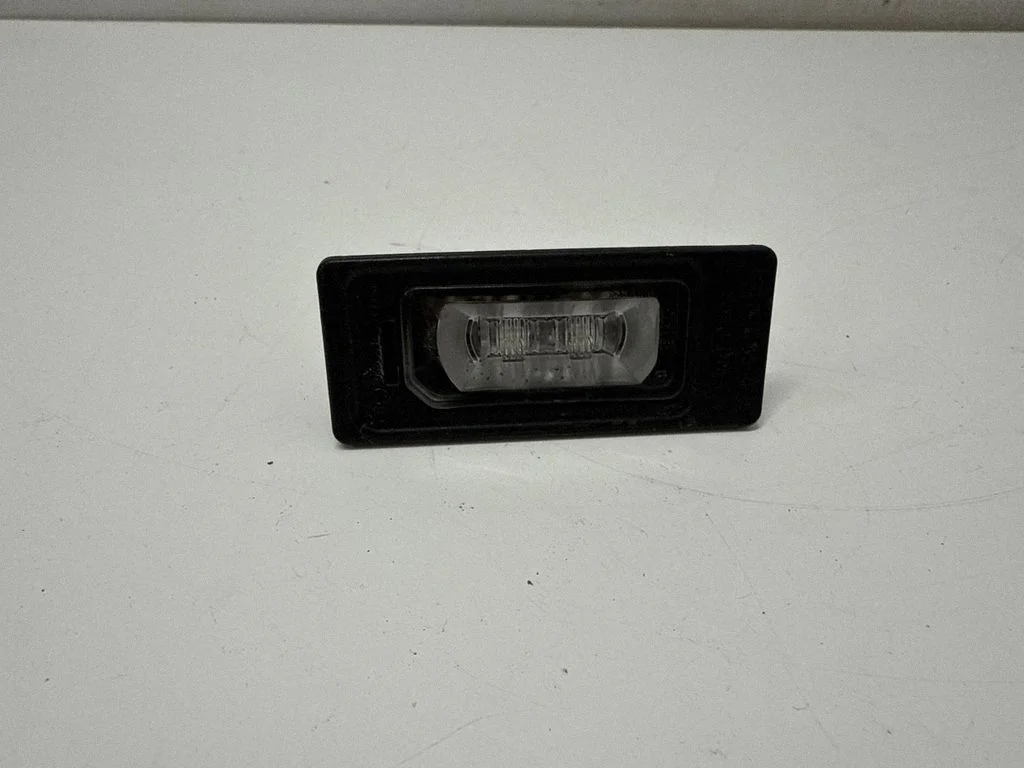 Number plate light 4G0943021