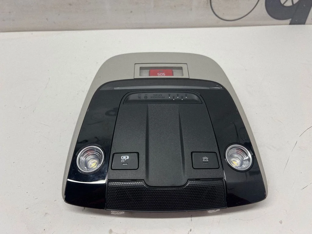 Esiistmete valgustustuli 928A2P2500
