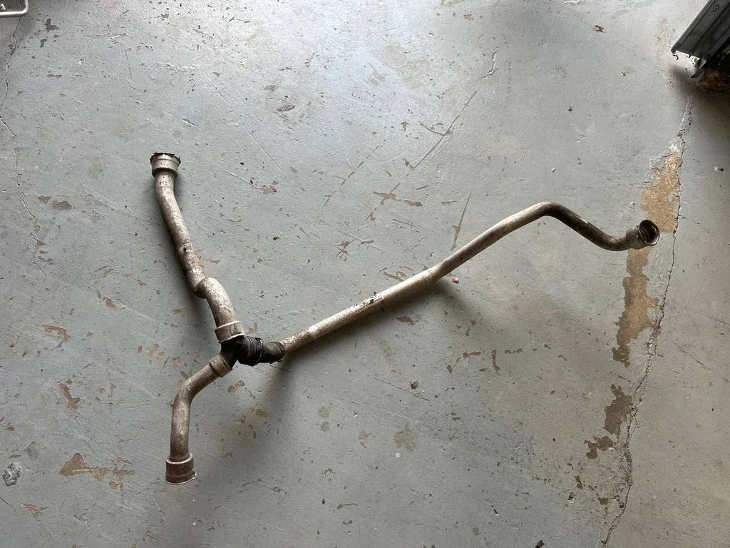 Engine coolant pipe/hose 99110601502