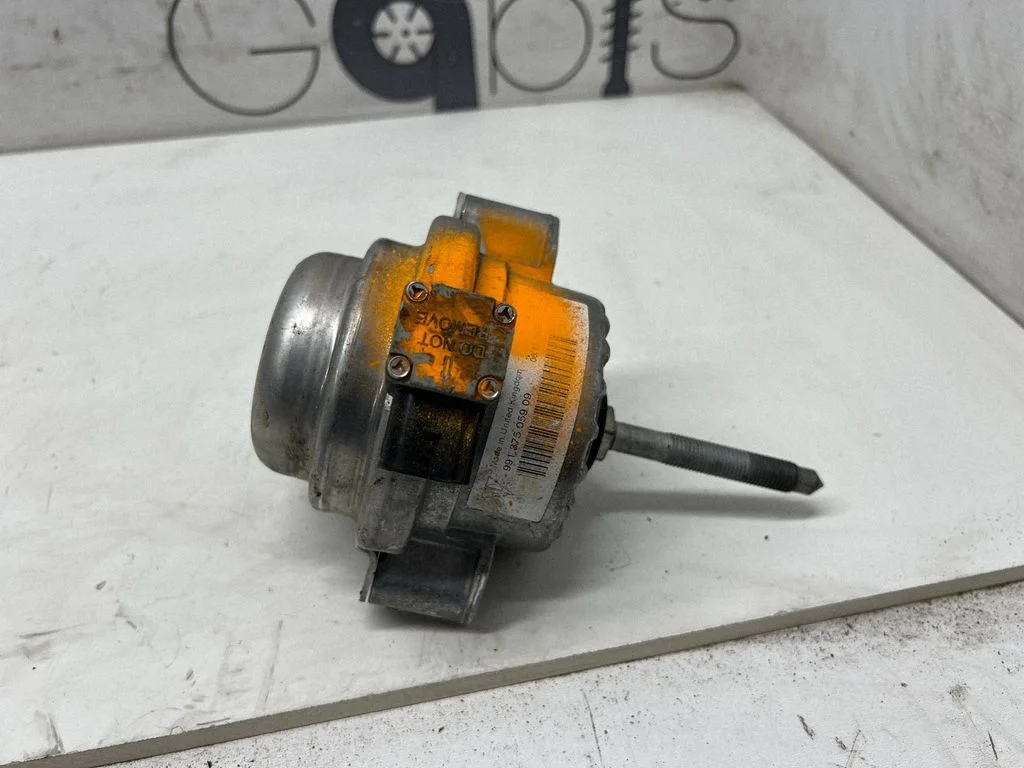 Engine mount bracket 99137505909