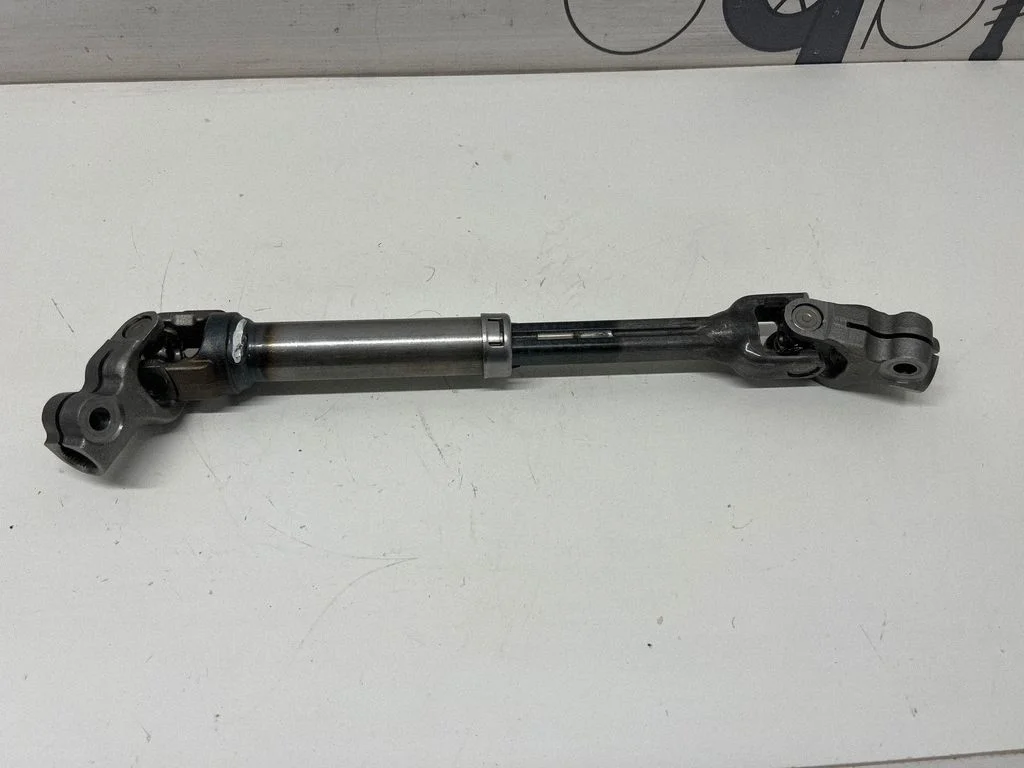 Steering wheel axle
