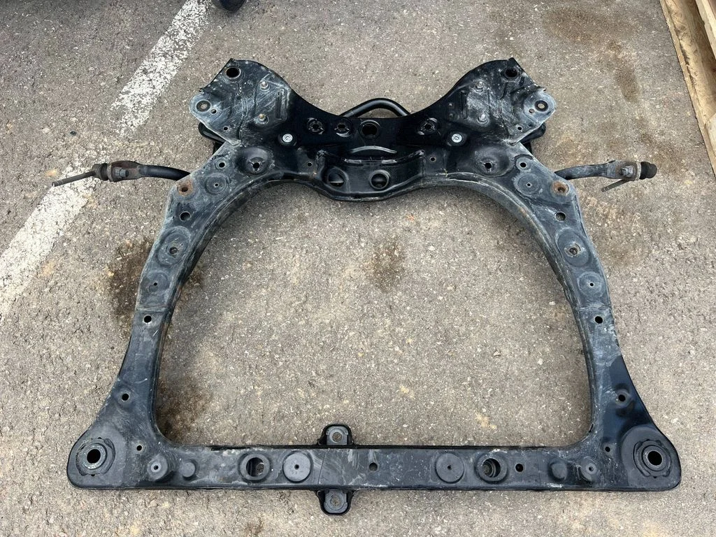 Front subframe – Toyota RAV 4 (XA50) (2018-)