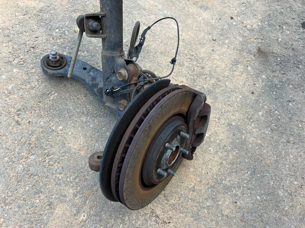 Front wheel hub spindle knuckle 4851042730 – Toyota RAV 4 (XA50) (2018-)