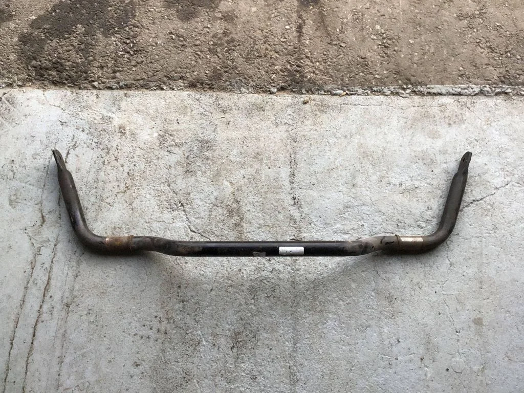 Front anti-roll bar/sway bar