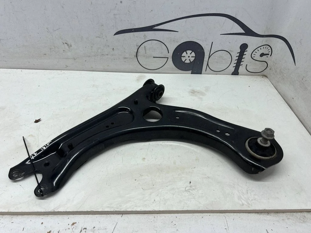 Eesmine alumine õõtshoob 2Q0407151D – Skoda Kamiq (2019-)