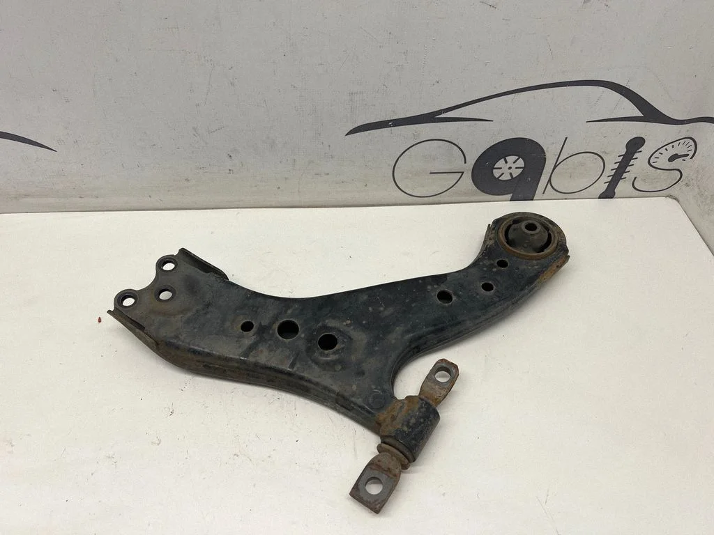 Front lower control arm/wishbone – Toyota RAV 4 (XA50) (2018-), front left