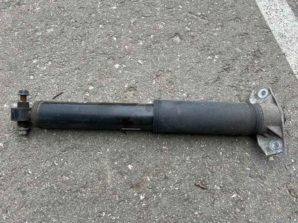 Tagumine amortisaator 55360P2001