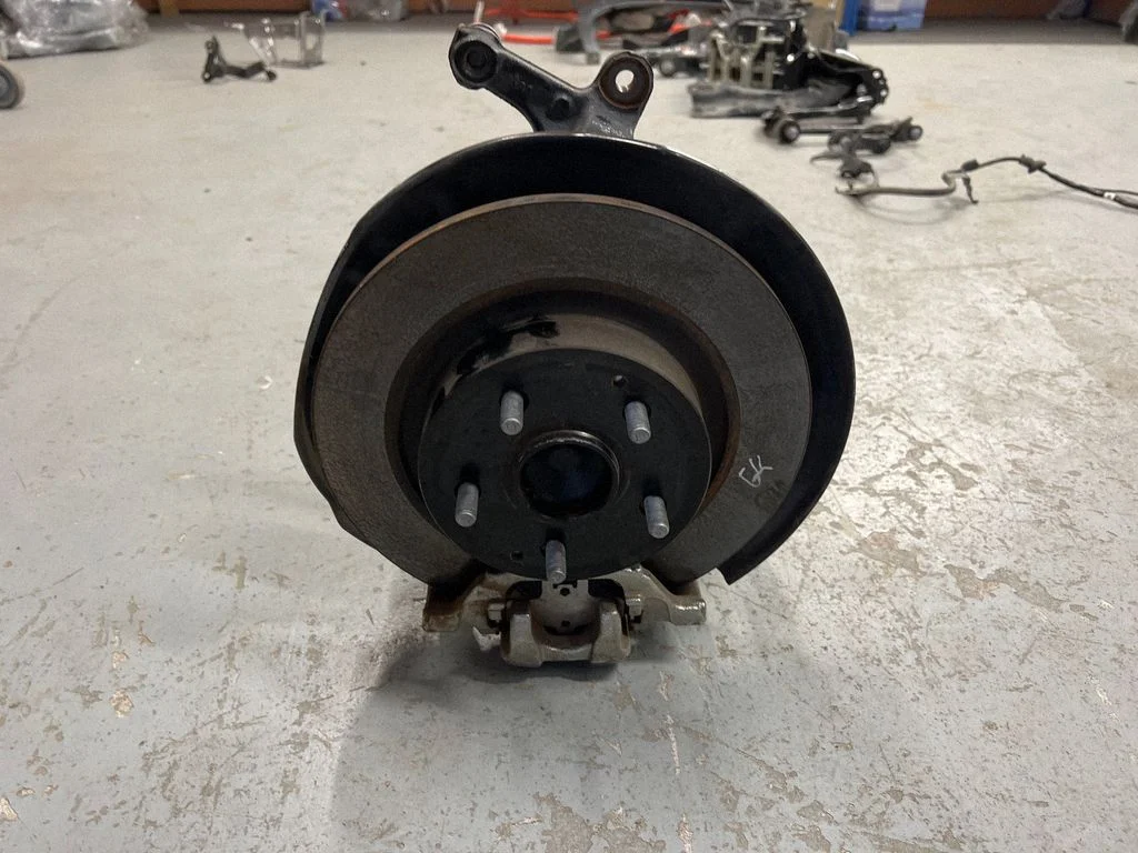 Rear wheel hub 895440D080