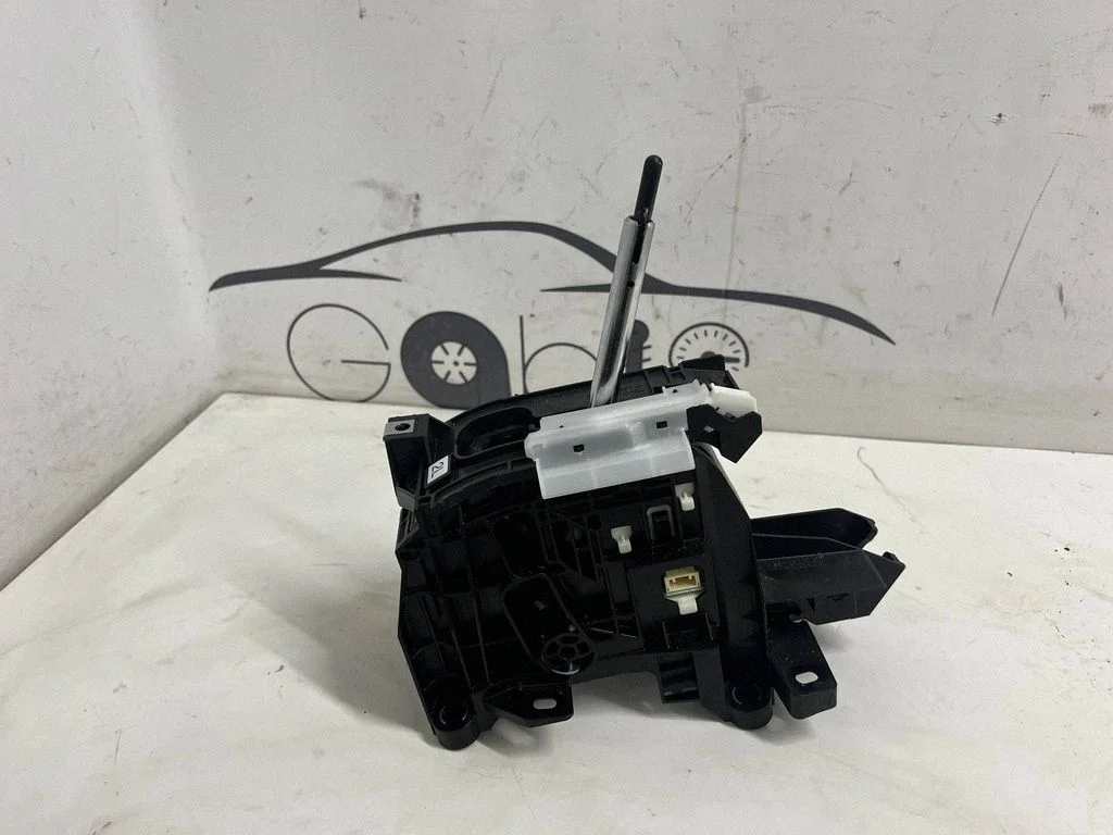 Gear selector mechanism 75M016 – Toyota RAV 4 (XA50) (2018-)