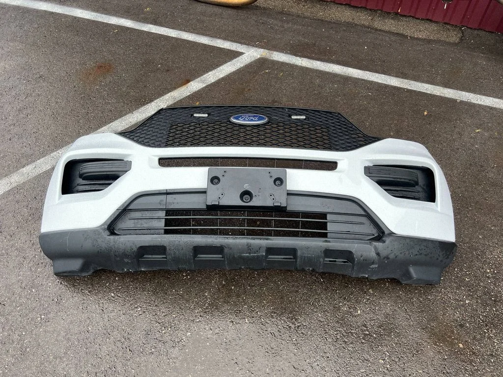 Front bumper – Ford Explorer VI (2019-)