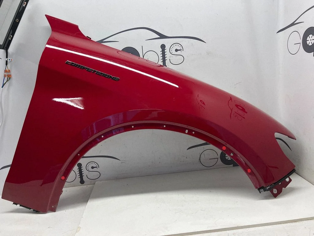 Fender – right
