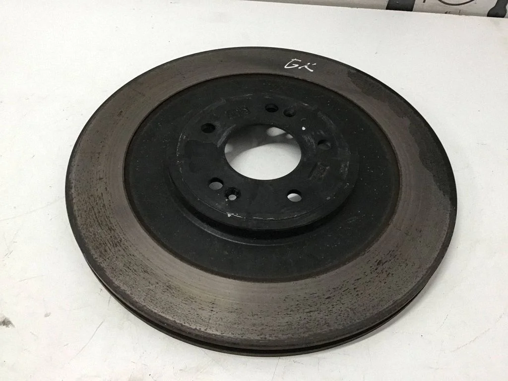Rear brake disc – rear left