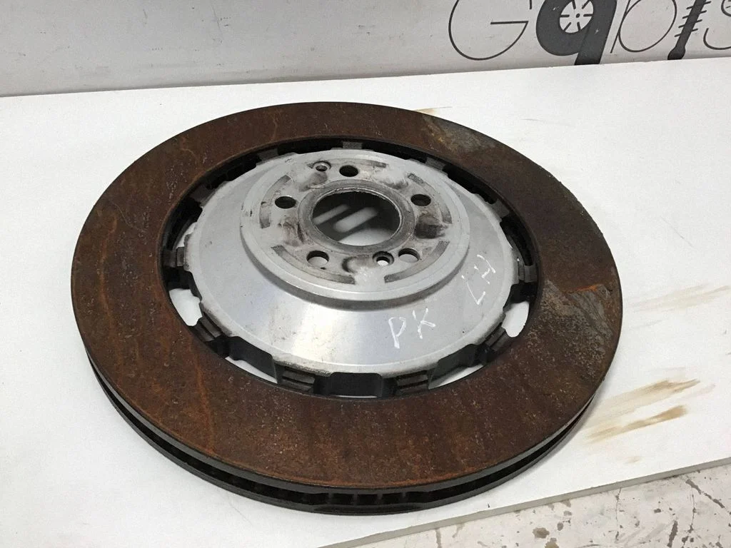 Priekšējais bremžu disks – priekšējā kreisā