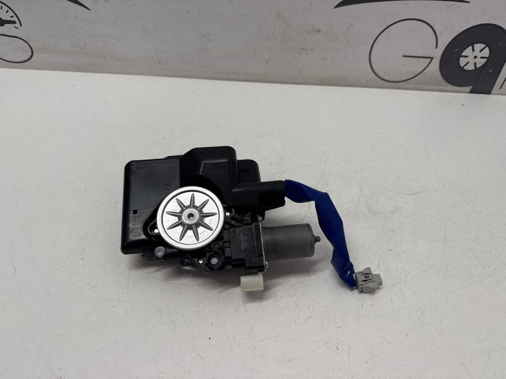 Tailgate/trunk/boot lock/catch/latch 1638000790
