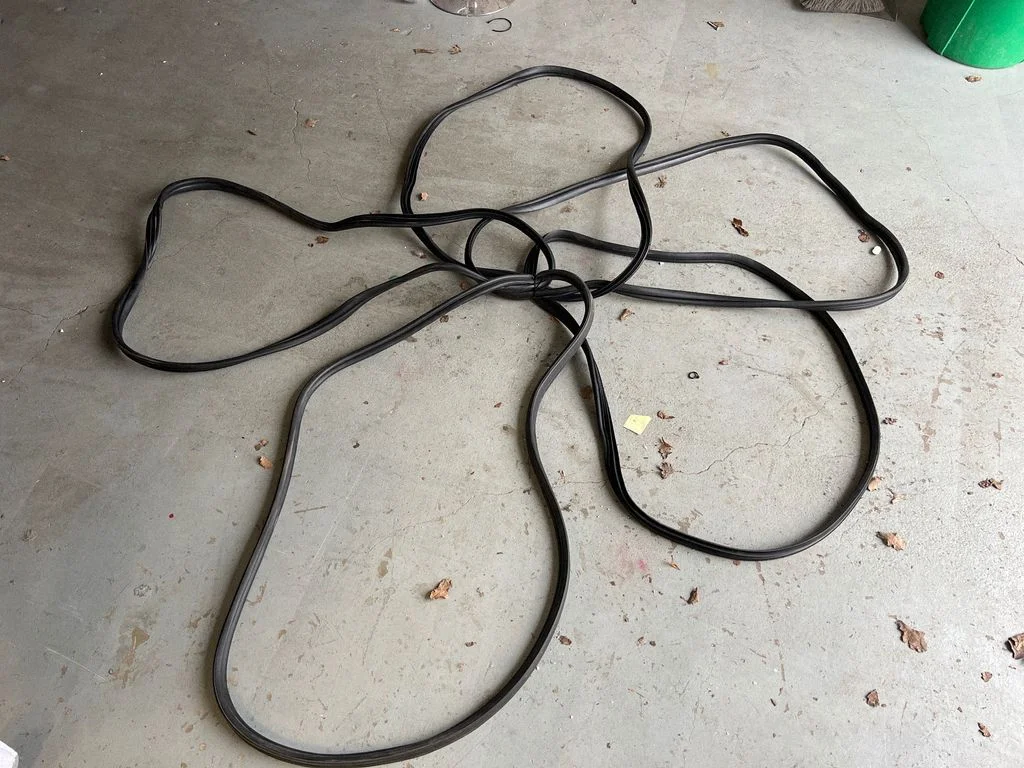 Rear door rubber seal (on body) – KIA Niro (2022-)