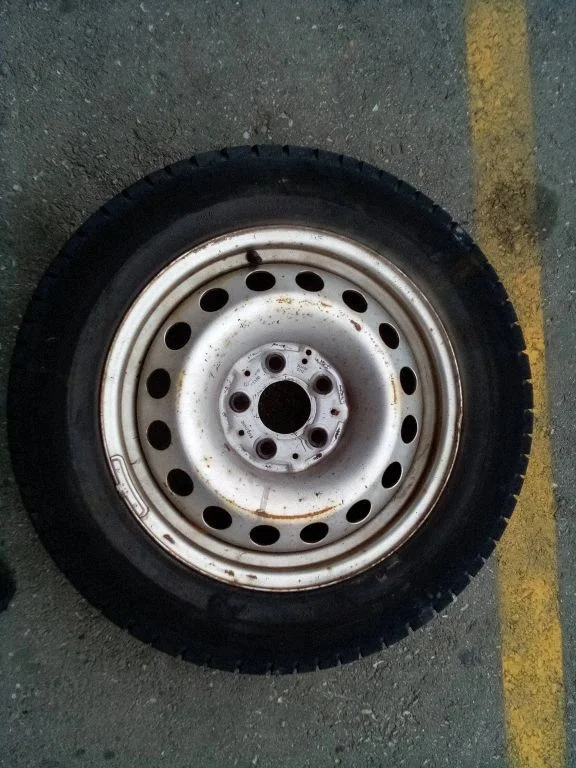 R16 plieninis štampuotas ratlankis (-iai)