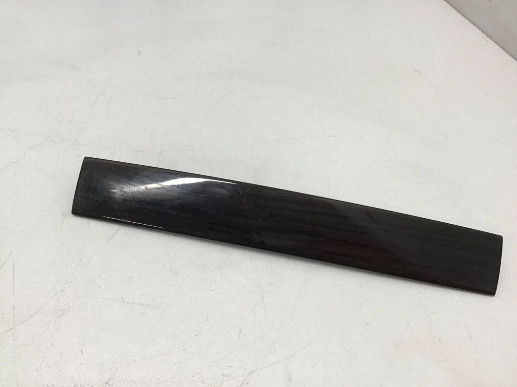 Dashboard glove box trim – BMW 7 Series G11 G12 (2015-2022)