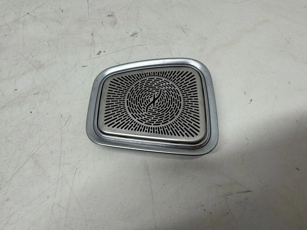 Side speaker trim/cover A2967274500