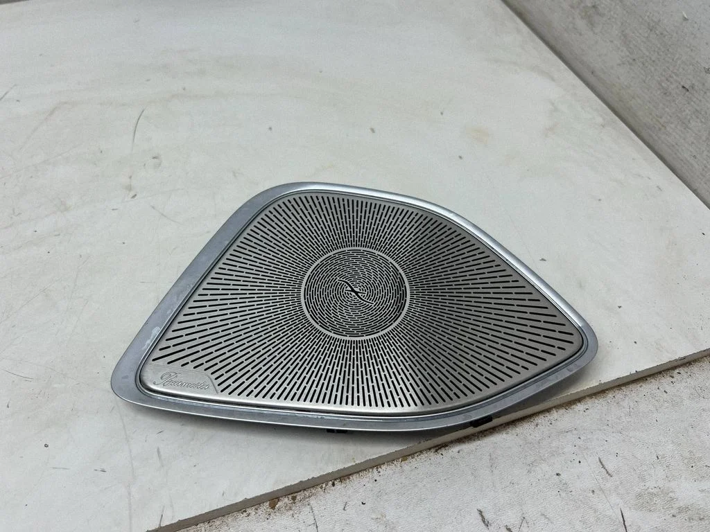 Side speaker trim/cover A2967373400
