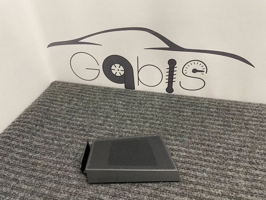 Side speaker trim/cover – Porsche Macan (95B) (2014-2018)