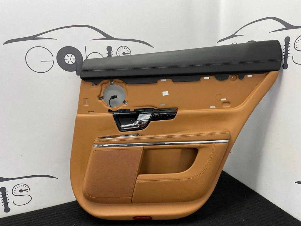 Tagumiste uste sisevooder AW93F274A30 – Jaguar XJ X351 (2009-2019)