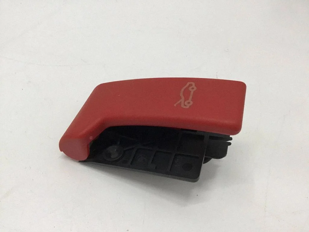 Engine bonnet (hood) release handle – Mercedes-Benz GLC-Class C254 (2023-)