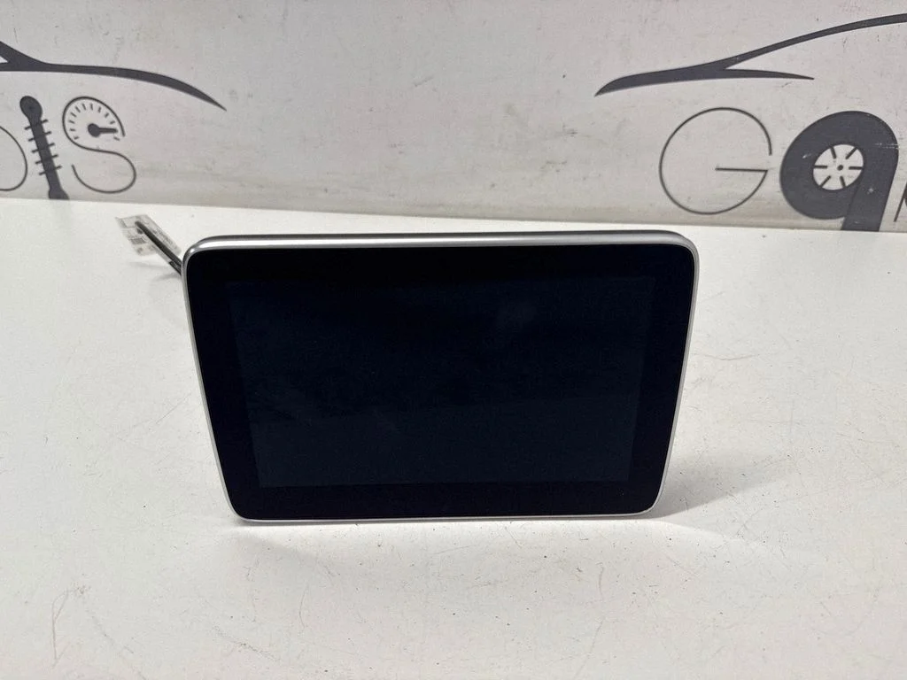 Screen/display/small screen – Mercedes-Benz ML-Class W166 (2012-2017)