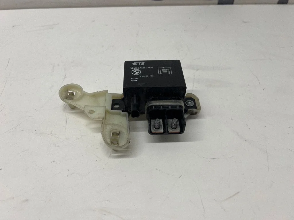 Jahutusventilaatori relee – BMW 5-seeria G30 G31 G38 (2016-)