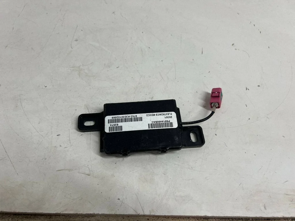 Other control units/modules P68144668AC