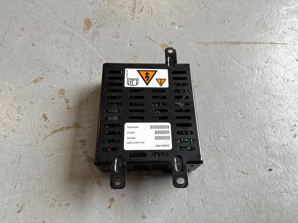 Other control units/modules P68302053AD