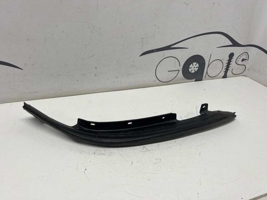 Listwa pod reflektorem 68414383AA – Dodge RAM 1500 DS (2009-)
