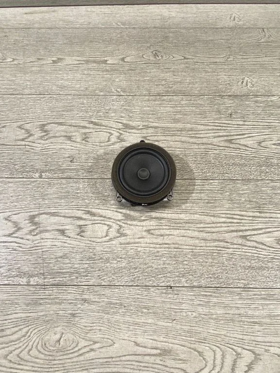 Front door speaker – BMW 3 Series F30 F35 F31 (2012-2018)