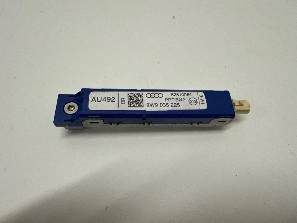 Aerial antenna amplifier 8W9035225